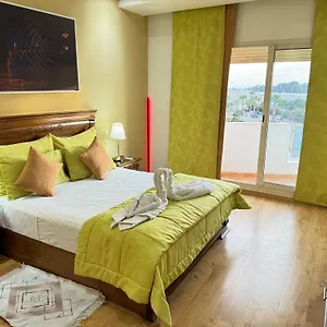https://la-perle.hotels-casablanca.net